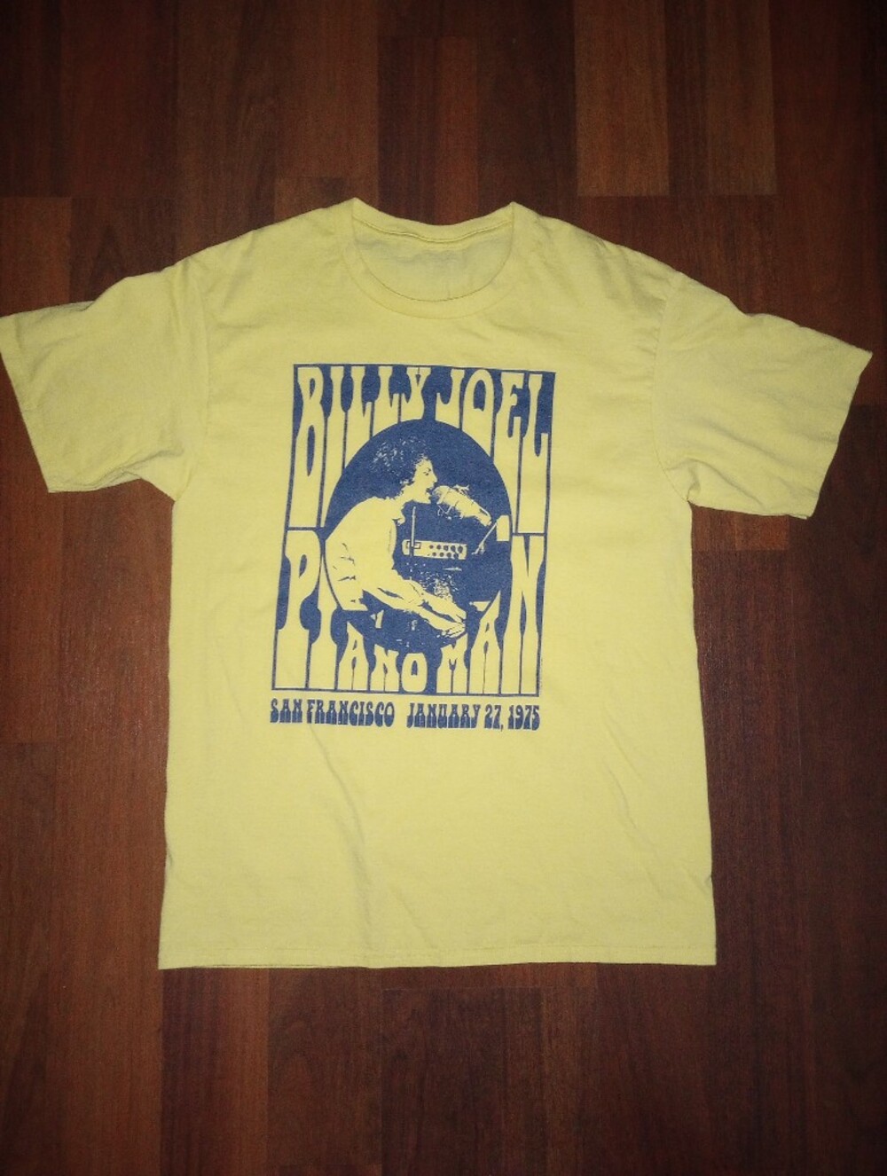Billy Joel Piano Man San Francisco 1975 Concert Yellow Graphic Tee M